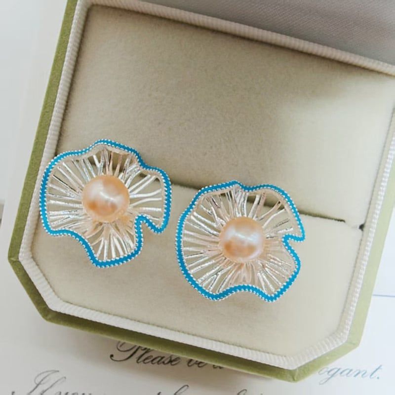 Bông Tai Ngọc Trai Tự Nhiên Thiết Kế Lá Sen Vàng Viền Xanh Ngọc Độc Đáo - Trang Sức Ngọc Trai Phú Quốc Giá Sỉ BTN323