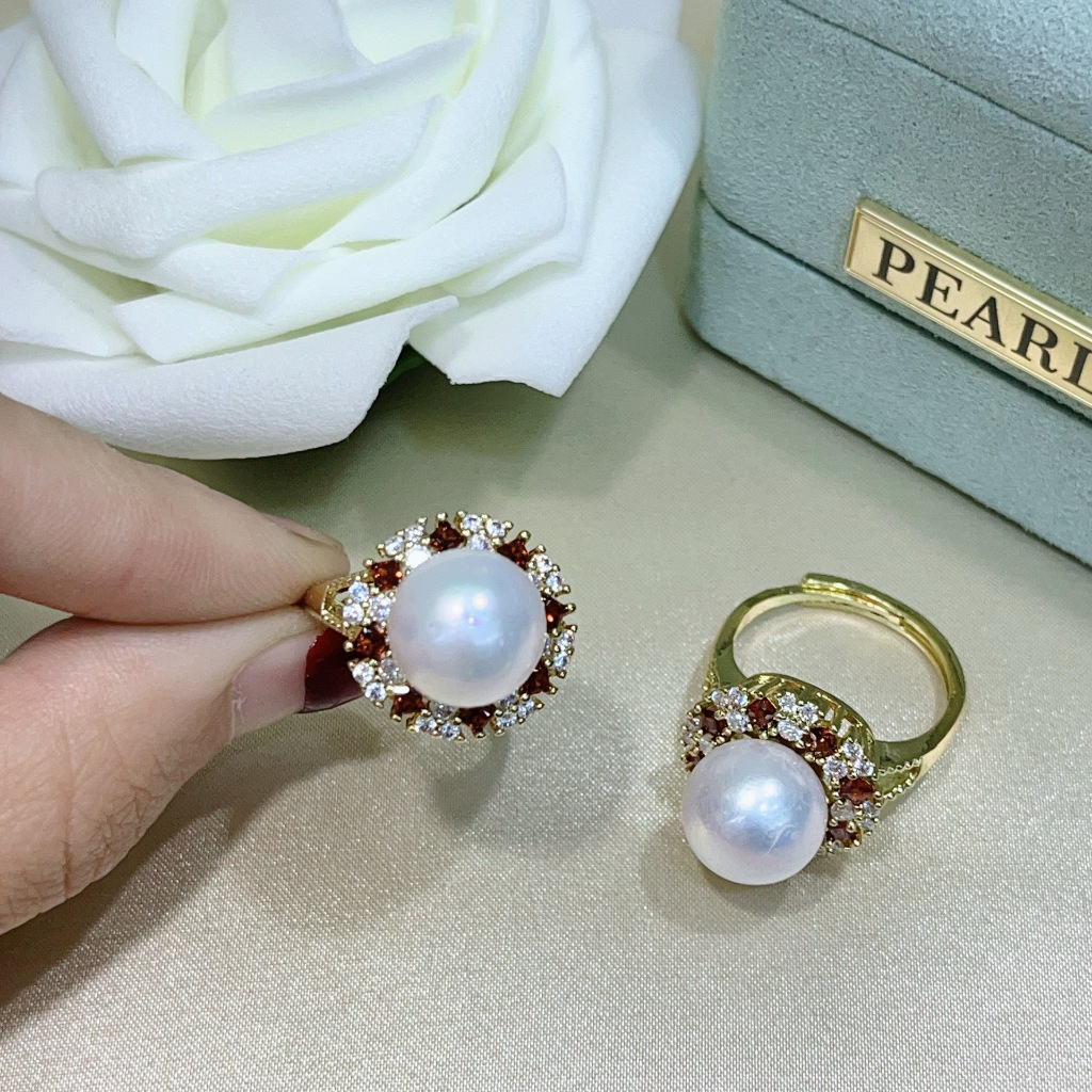 Nhẫn Ngọc Trai Tự Nhiên Size Lớn 11-12mm Kiểu Hoa Đính Đá Garnet & Zirconia Mạ Vàng 18K Trang Sức Cao Cấp MADAME HIEN PEARLS Cho Nữ NN151