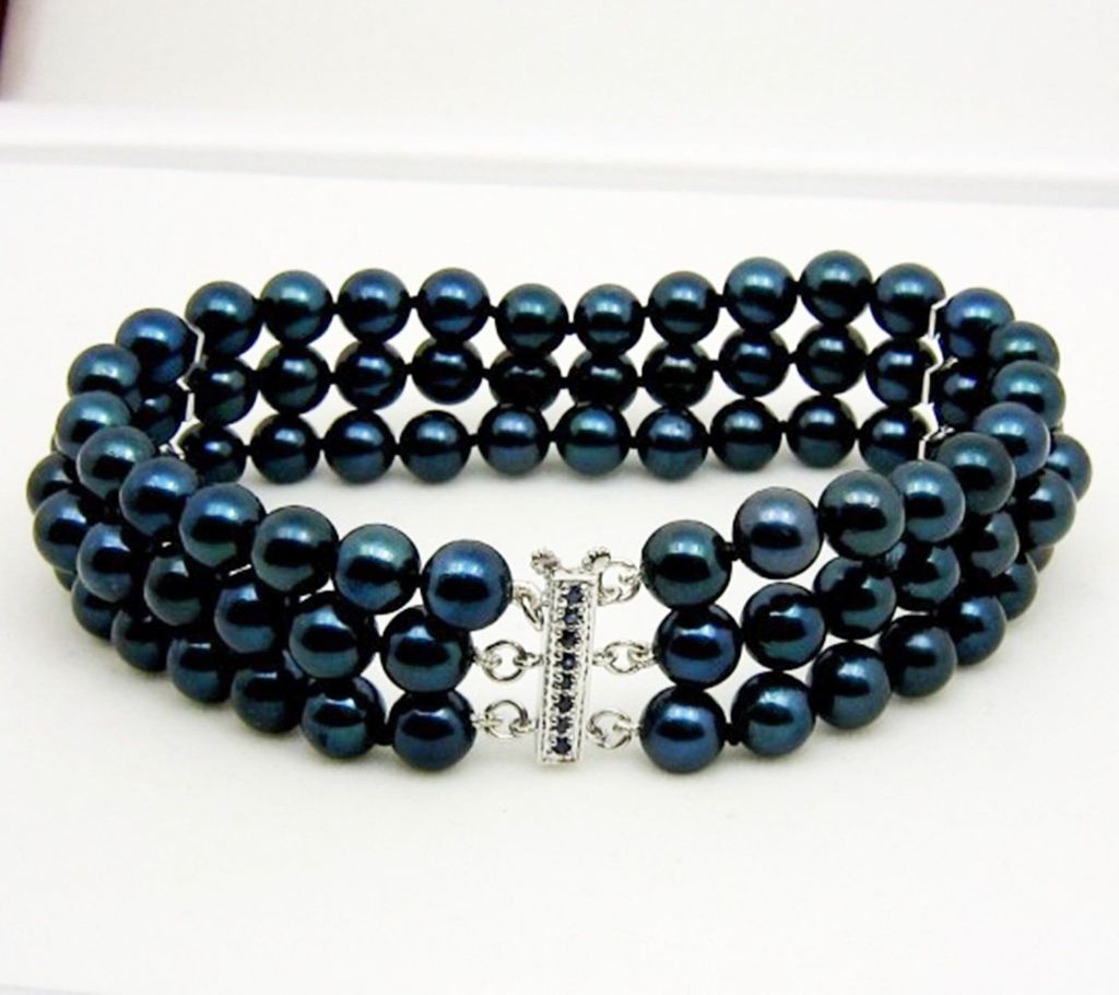 Vòng Tay VIP Ngọc Trai Đen Lông Công Tự Nhiên 9-10mm Thiết Kế 3 Vòng Khoá Bạc Sang Trọng MADAME HIEN PEARLS VTT137