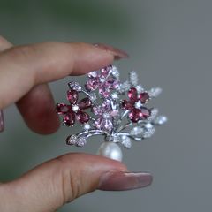Ghim Trâm Cài Áo Lọ Hoa Đính Hạt Ngọc Trai Tự Nhiên MADAME HIEN PEARLS Cho Nữ PKC050