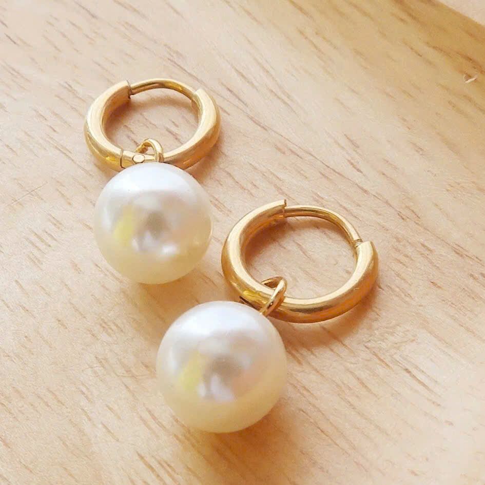 Bông Tai Ngọc Trai Tự Nhiên Mặt Vòng Tròn To Dày Mạ Vàng Thật 14k Đính 1 Hạt Ngọc Trai Tròn 9-10mm Cá Tính BTT135