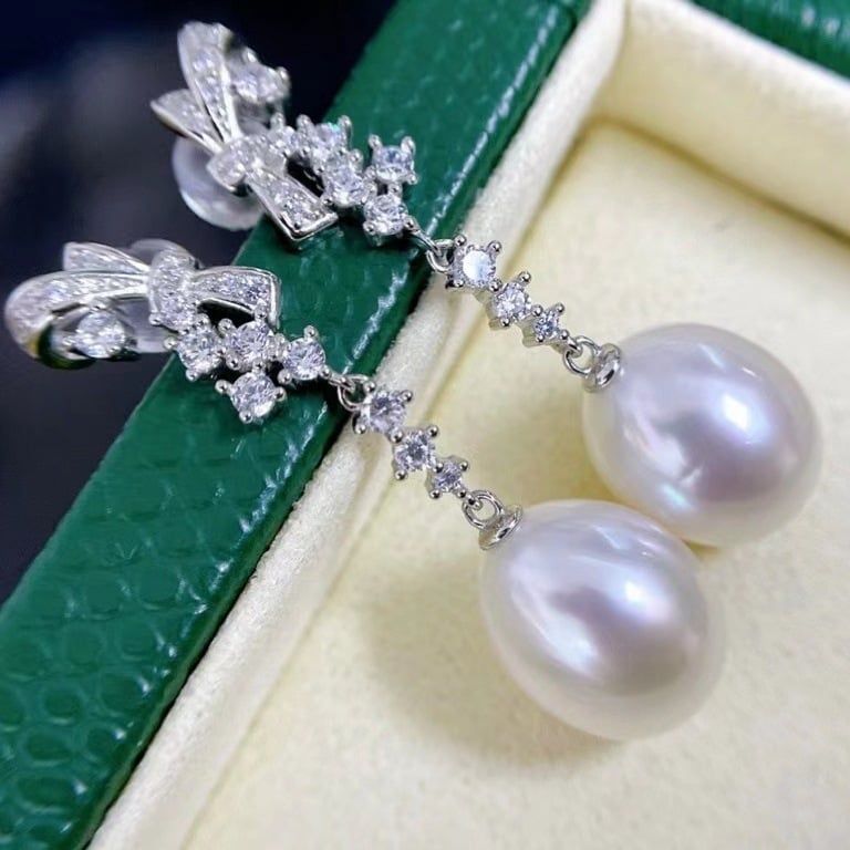 Bông Tai Tua Rua Ngọc Trai Dáng Giọt Nước Tự Nhiên Dáng Dài Cao Cấp Đính Đá Zircon - Quà Tặng Trang Sức Ngọc Trai Phú Quốc Giá Sỉ BTG170