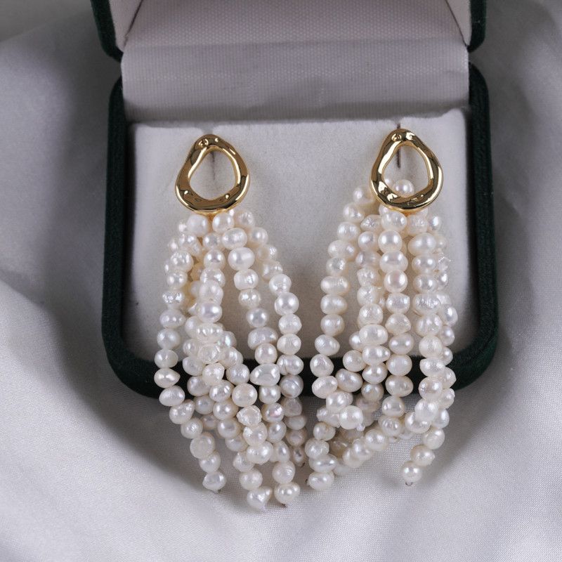 DESIGNER JEWELRY Bông Tai Tua Rua Ngọc Trai Tự Nhiên Chùm 6 Dây Khoá Mạ Vàng 14 Chốt Thời Trang RUNWAY Sang Trọng MADAME HIEN PEARLS BTT134