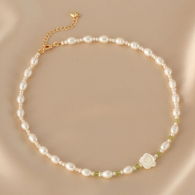 Vòng Tay Ngọc Trai Tự Nhiên Phối Đá Xanh Charm Hoa Hồng Trắng – Trang Sức Nữ Thanh Lịch Cao Cấp MADAME HIEN PEARLS Đáng Yêu VTG052