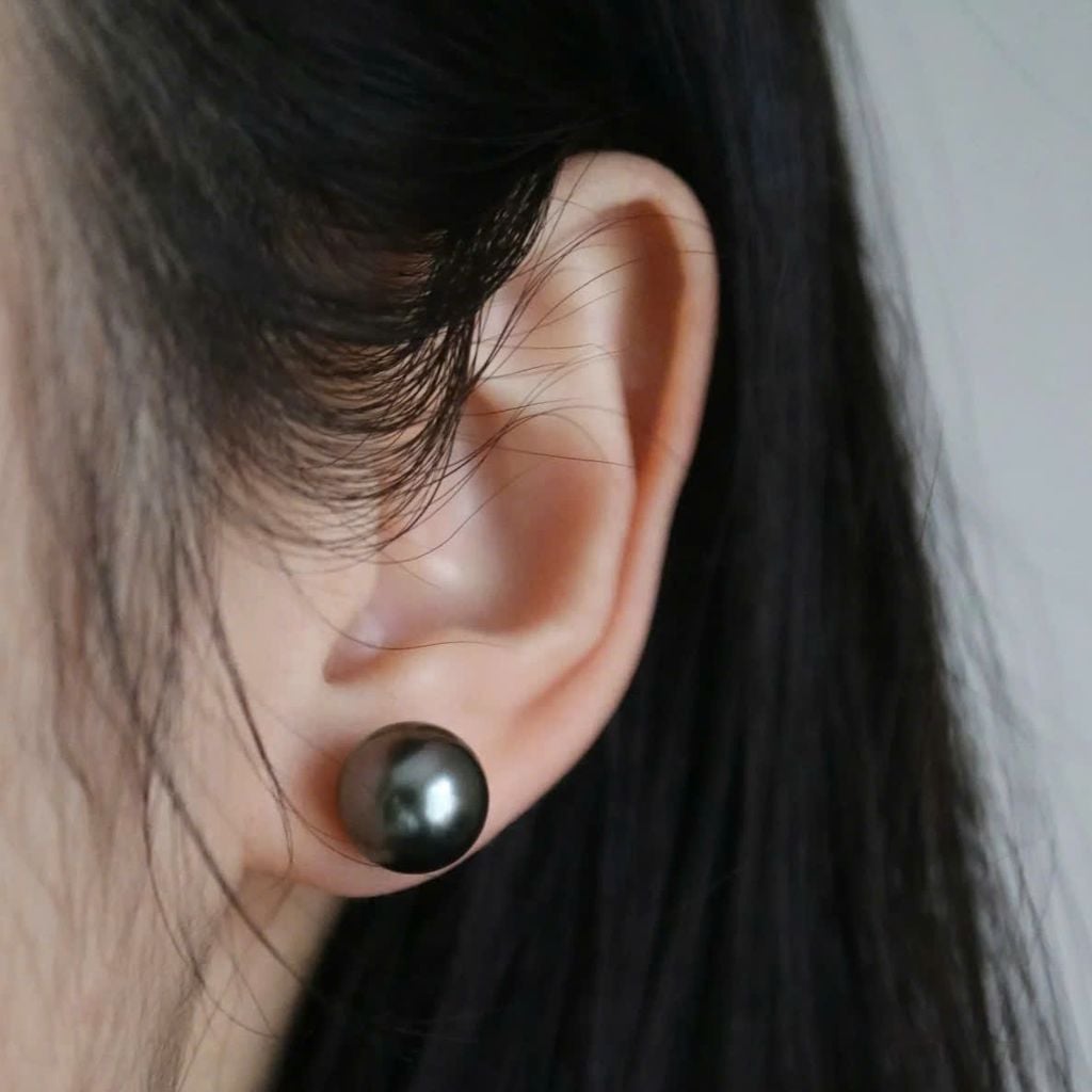 Bông Tai Nụ Bạc Ý s925 Đính 1 Hạt Ngọc Trai Đen Tự Nhiên Tối Giản MADAME HIEN PEARLS Cho Nữ BTT051