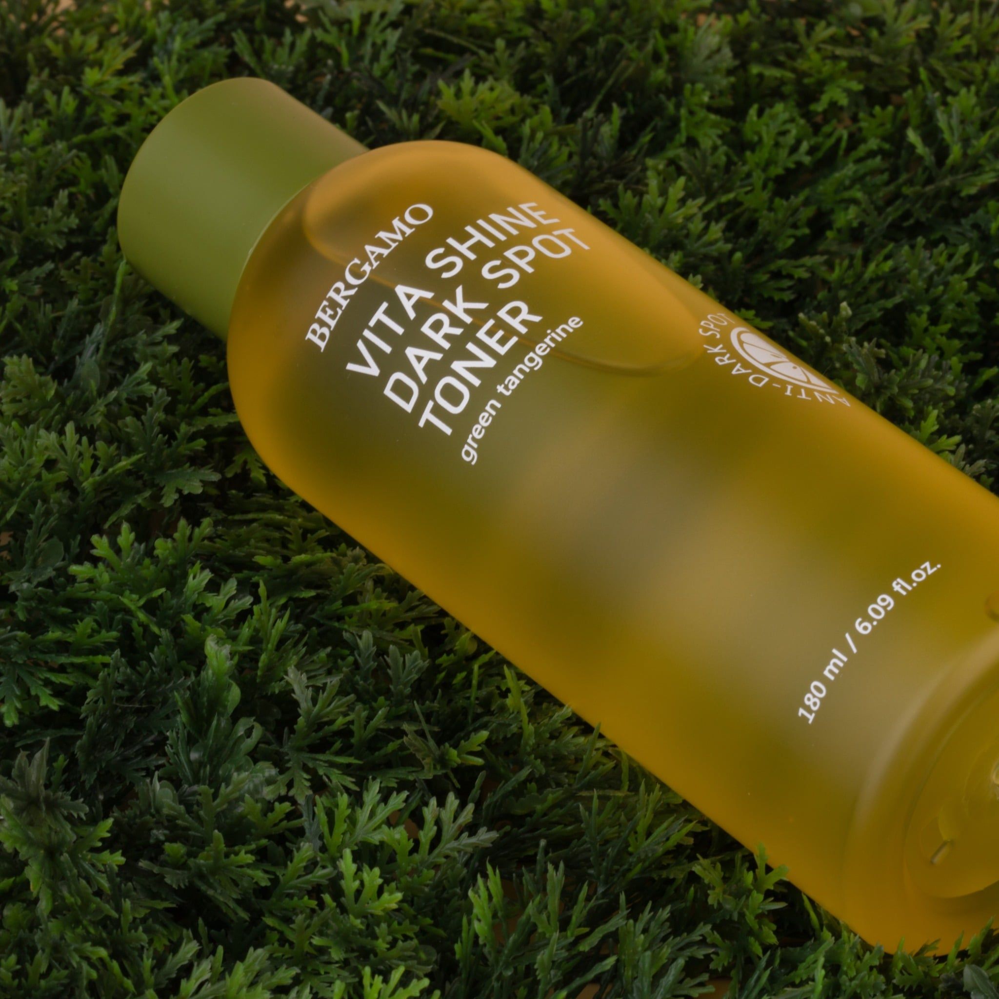 TONER QUÝT XANH SÁNG DA MỜ THÂM NÁM BERGAMO GREEN TANGERINE VITA SHINE DARK SPOT TONER 180ML