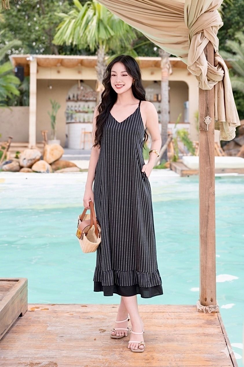  Đầm dây cột nơ sau bèo chân 