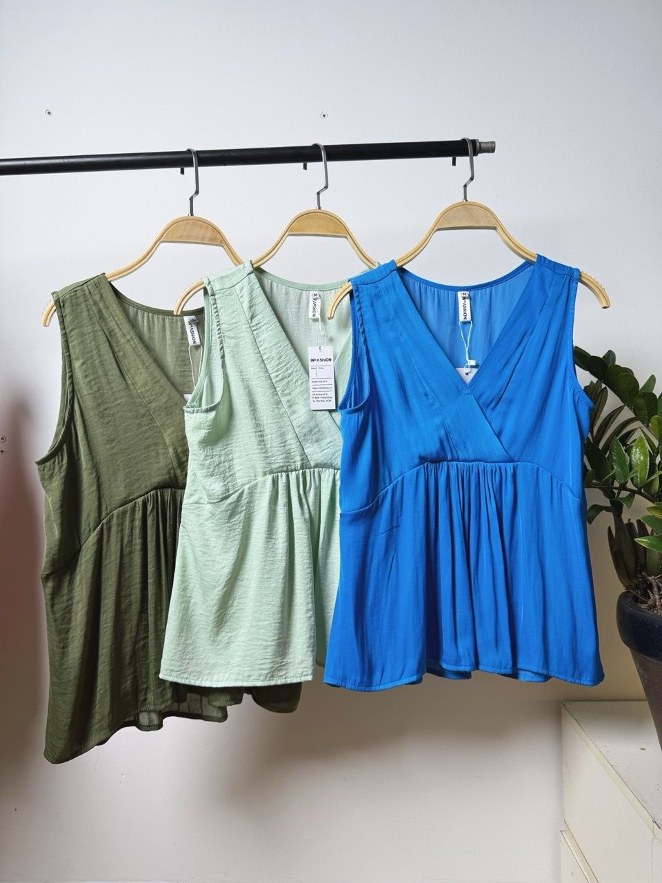  Đồ bộ đùi cổ V nhún 