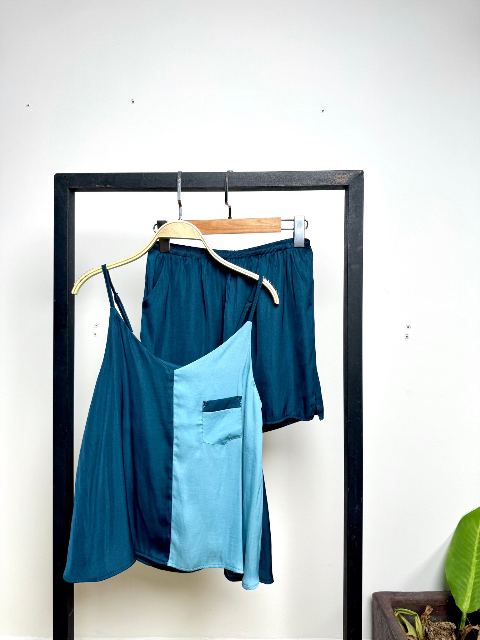  Bộ đùi dây 2 màu 