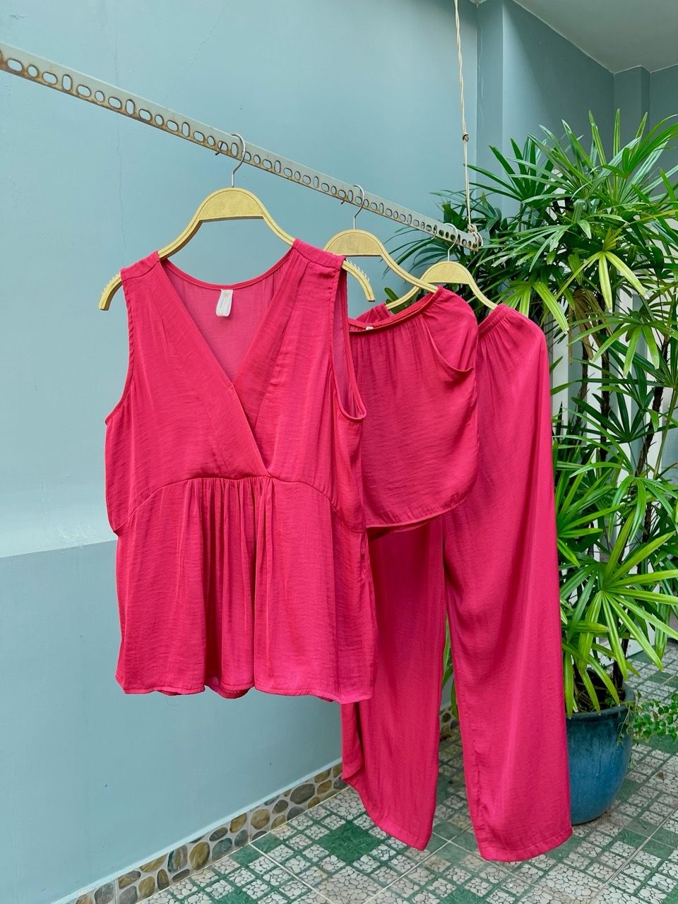  Đồ bộ dài cổ V nhún ống rộng 