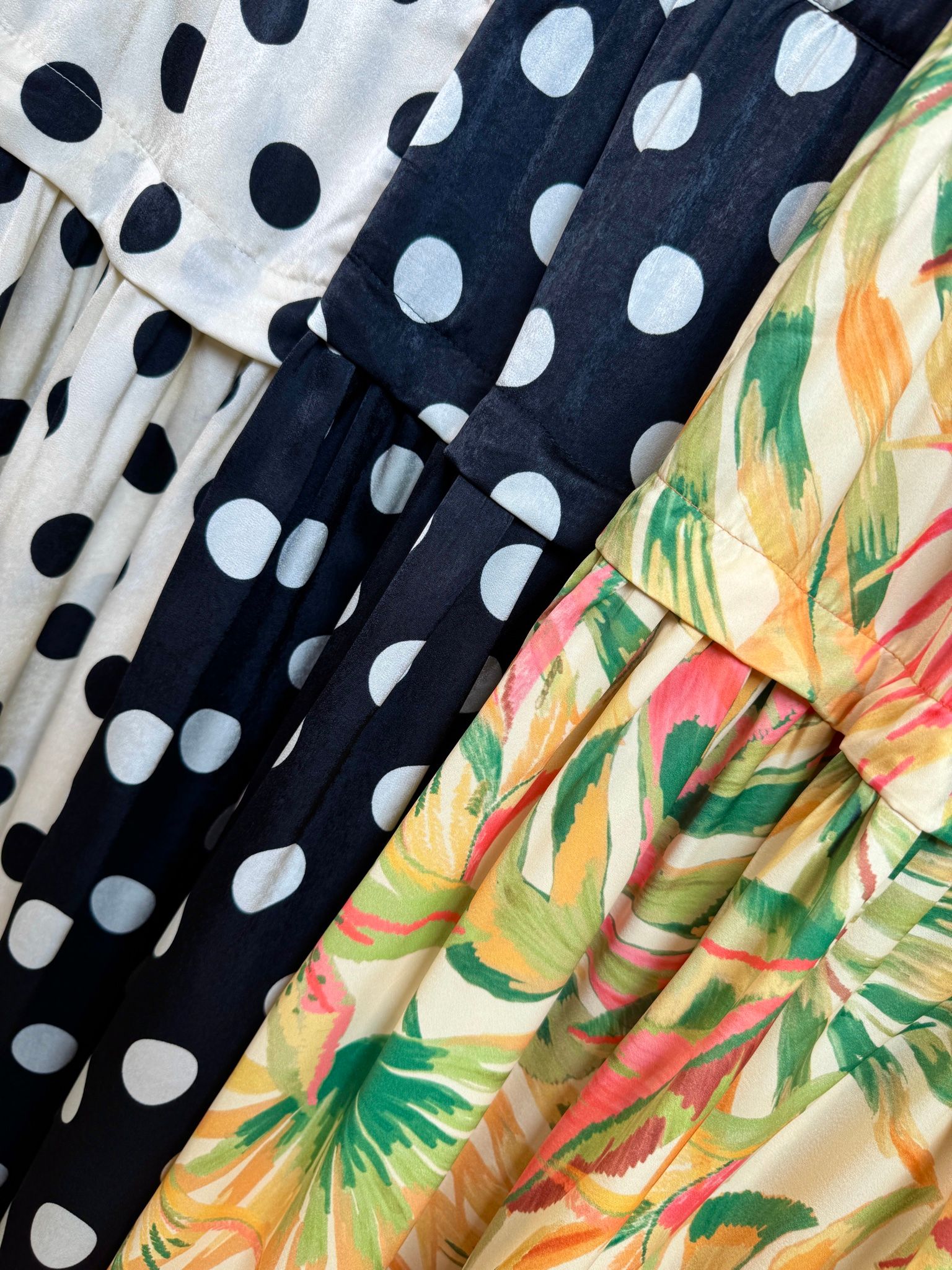  Chân váy xòe 3 nút 