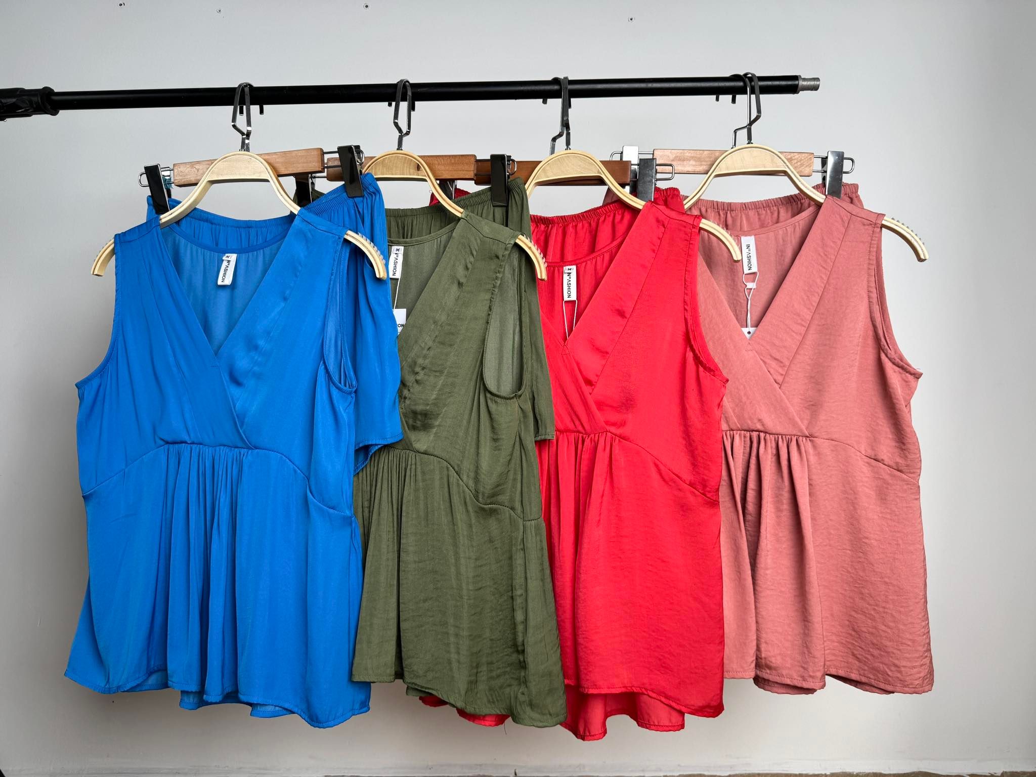  Đồ bộ đùi cổ V nhún 