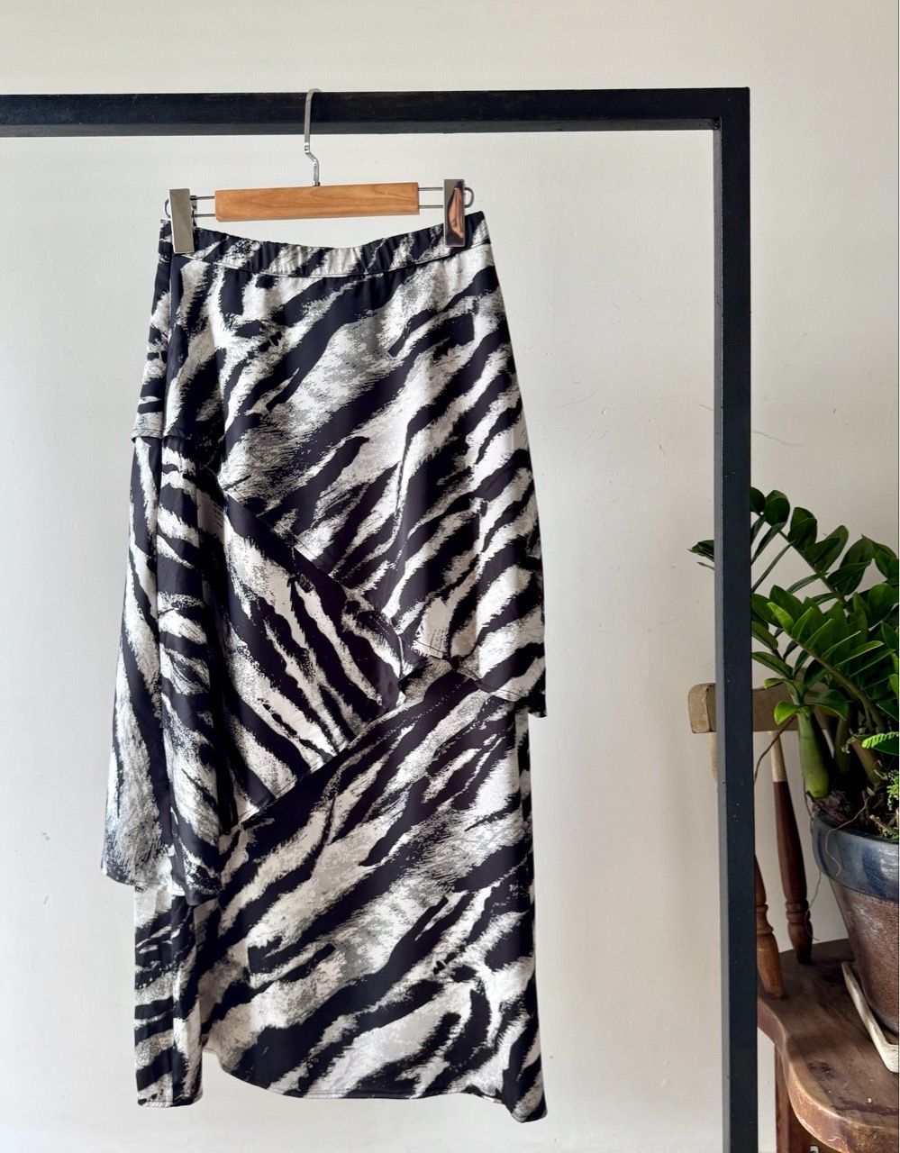  Chân váy đắp chéo 3 tầng 