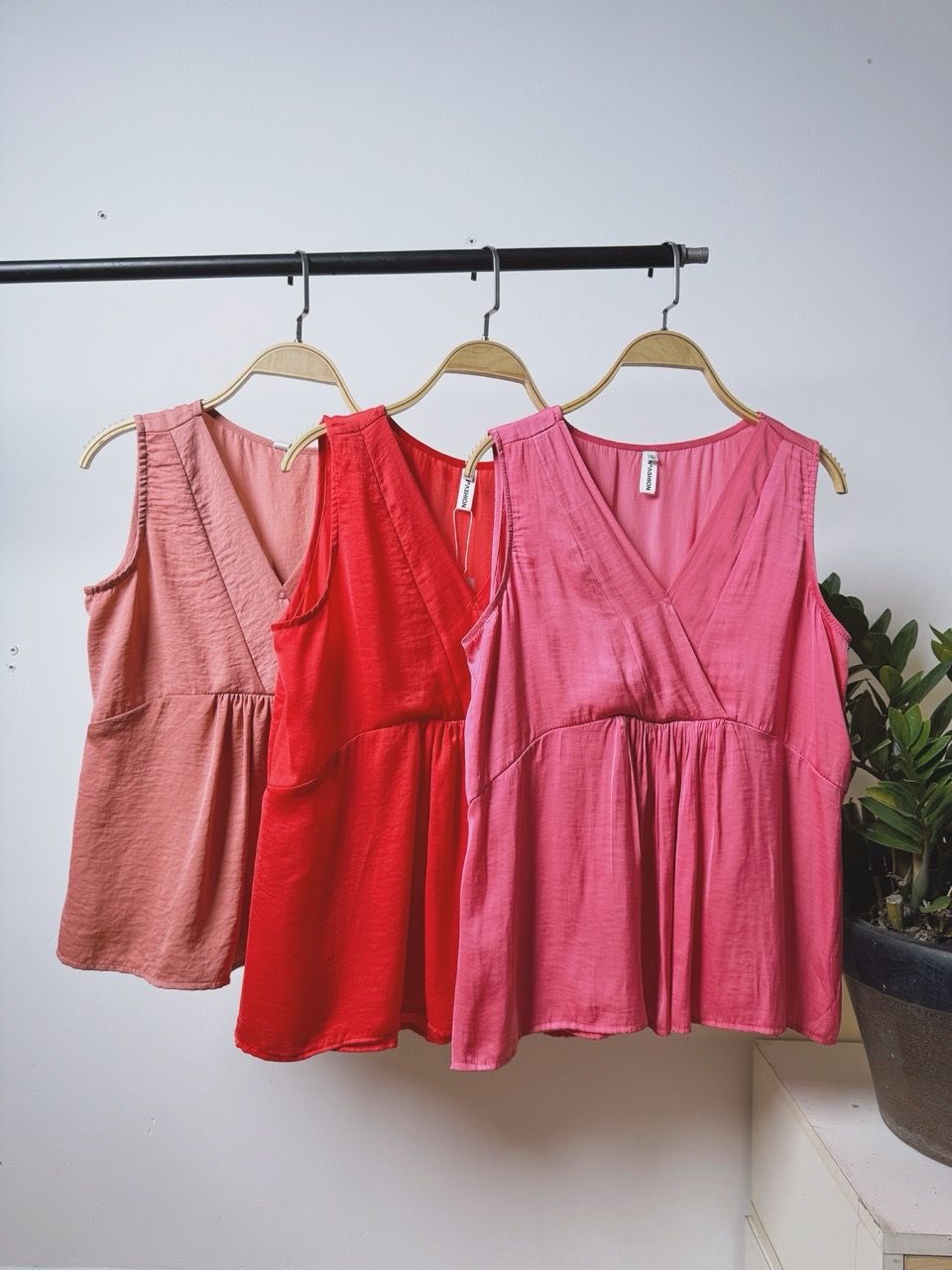  Đồ bộ đùi cổ V nhún 