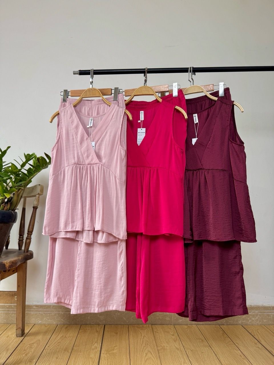  Đồ bộ dài cổ V nhún ống rộng 