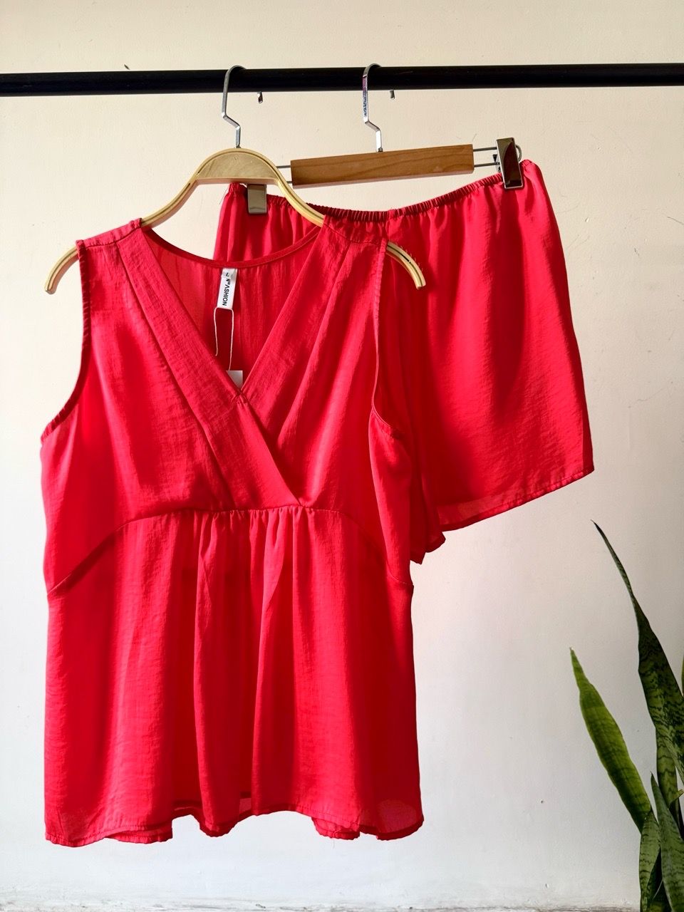  Đồ bộ đùi cổ V nhún 