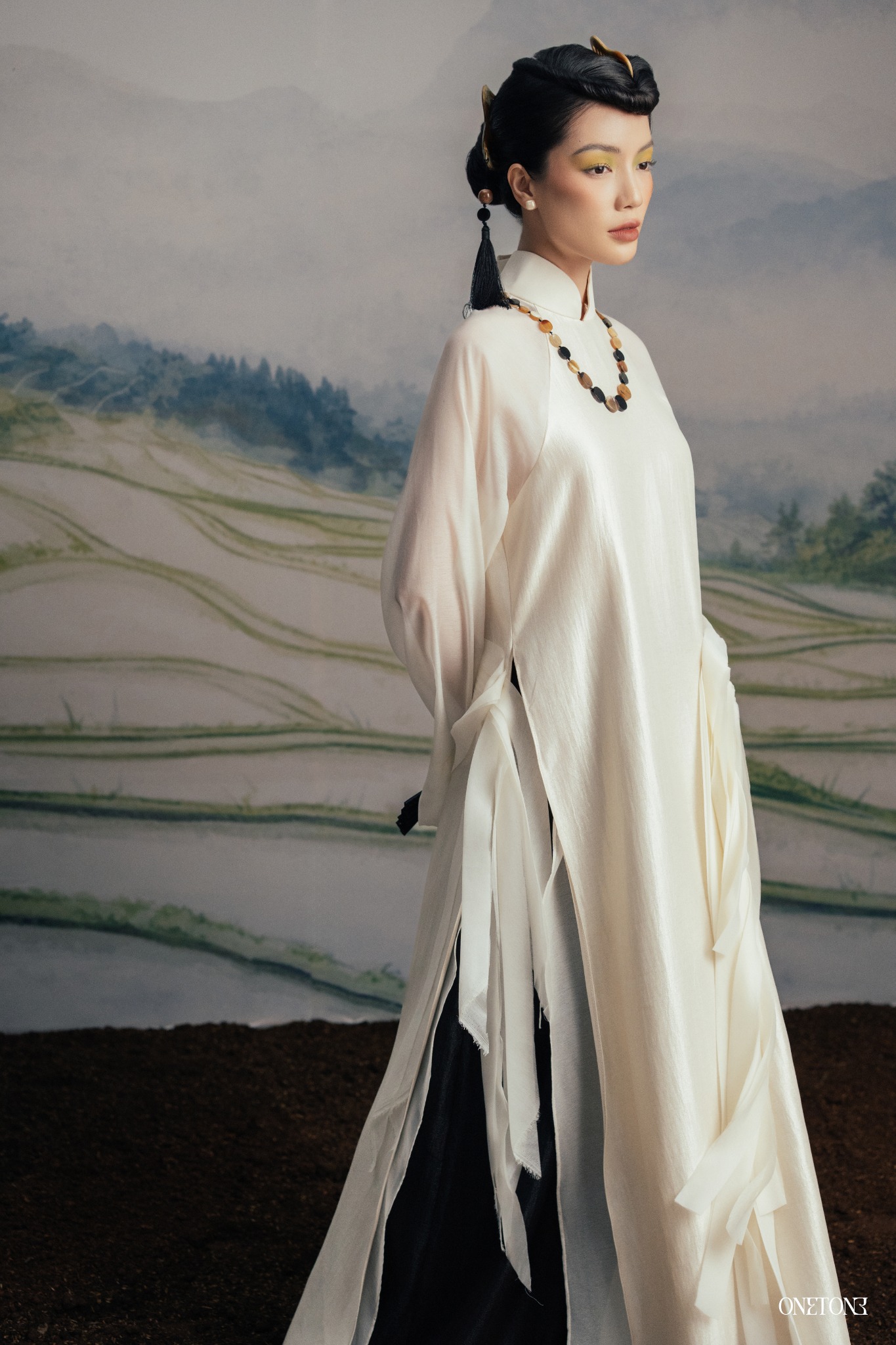 Quần áo dài Yên