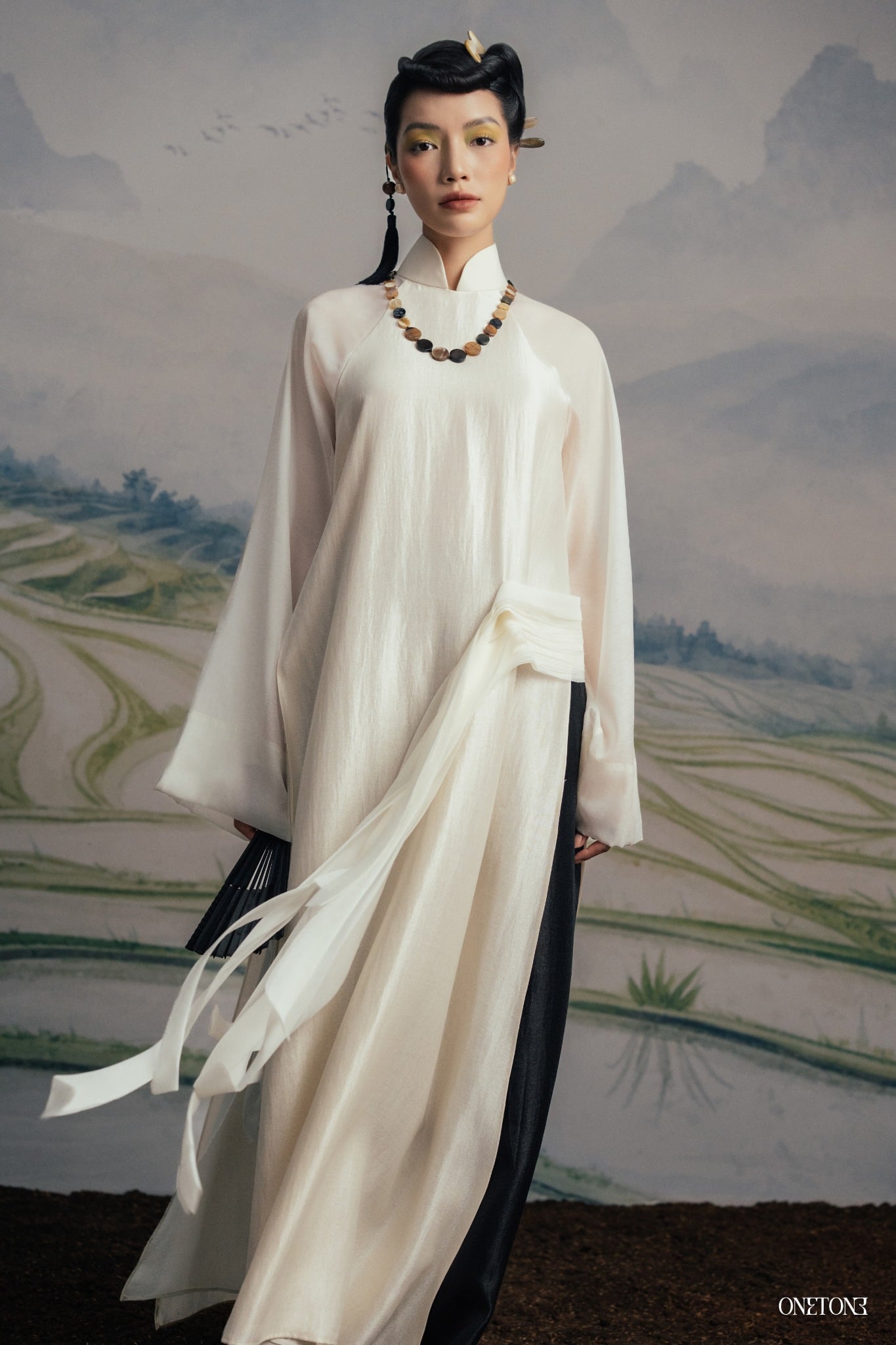 Quần áo dài Yên