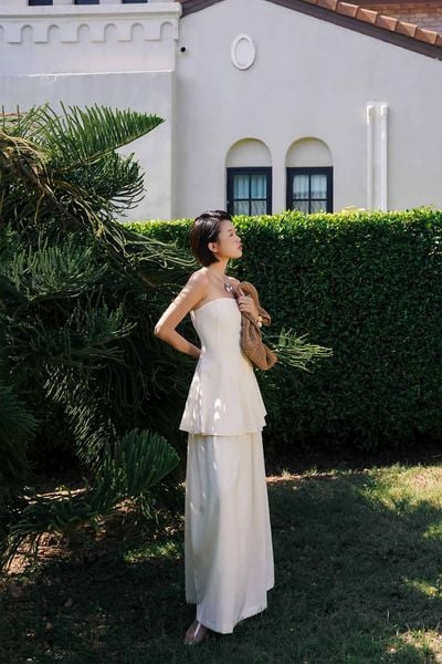  Chân Váy Midi Pleated 