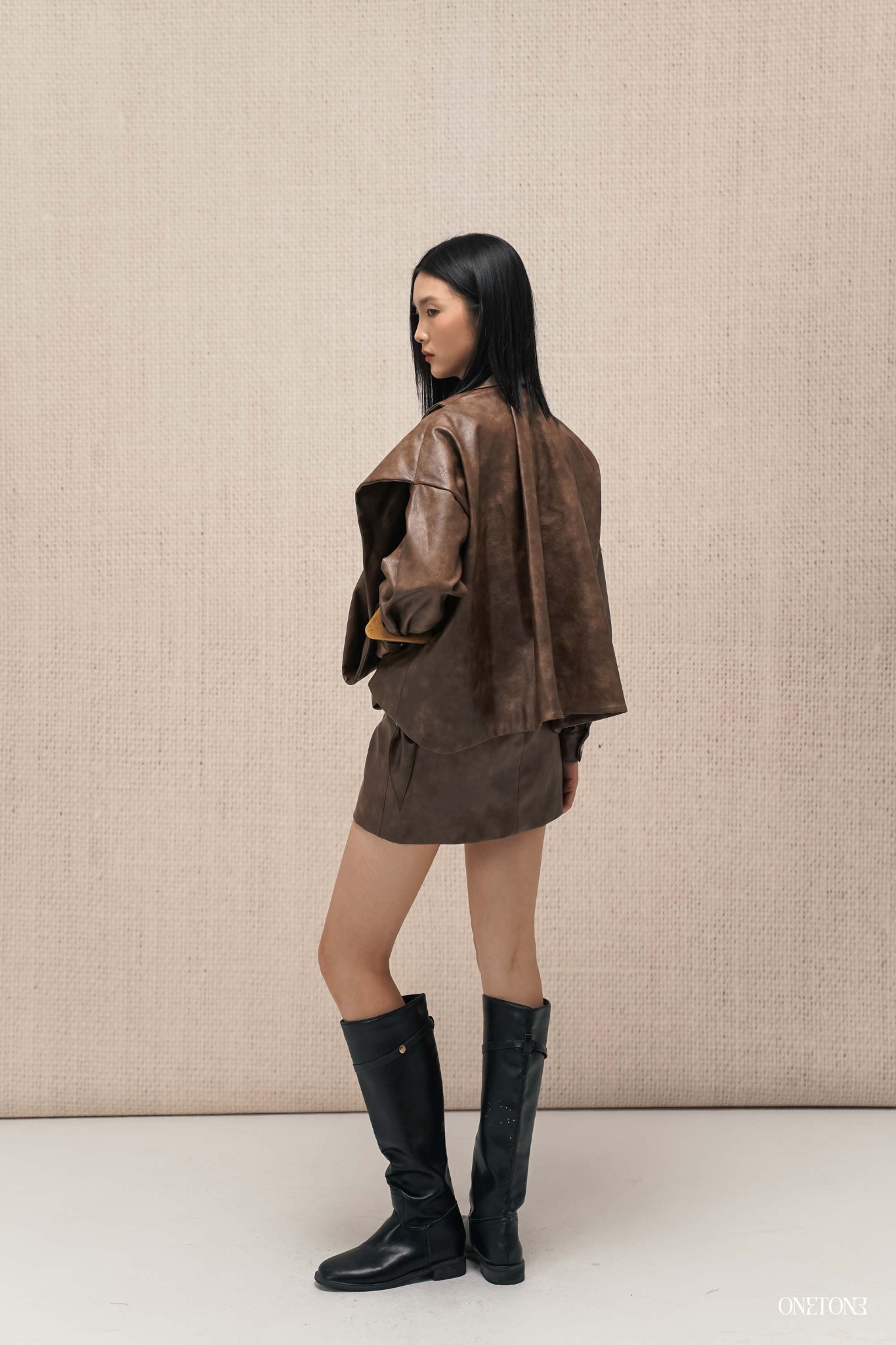 Áo Khoác Ngắn Yana