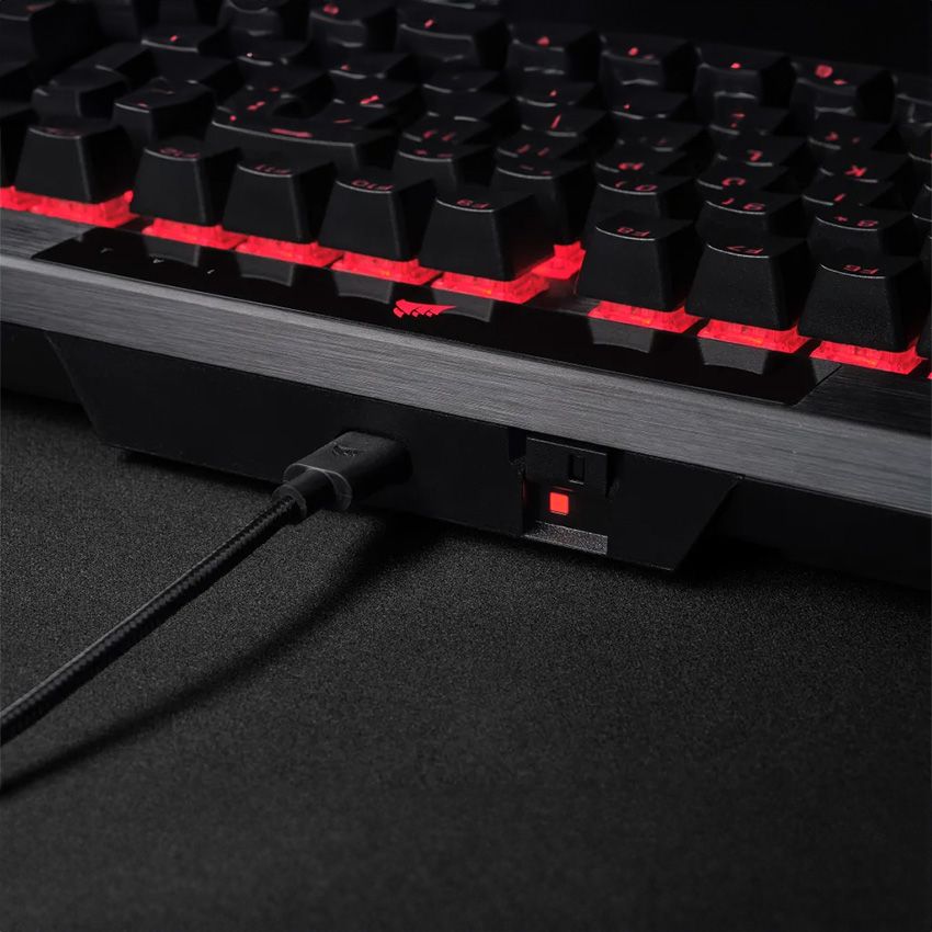 Bàn phím cơ Corsair K70 PRO RGB Mechanical CHERRY MX