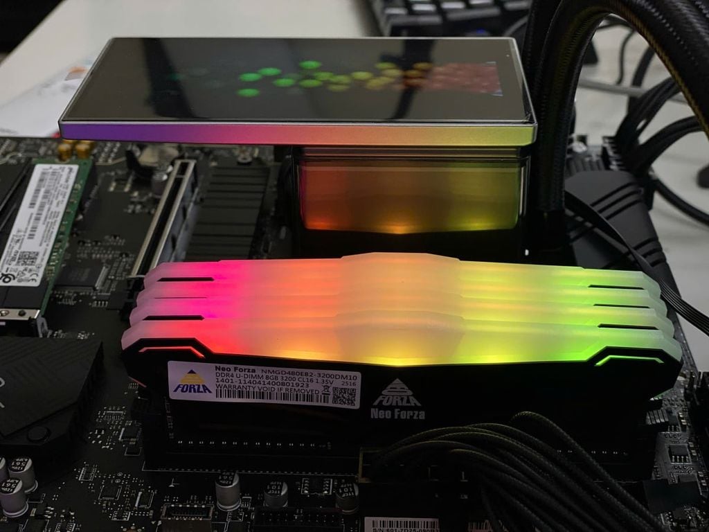 RAM PC NEO FORZA 8GB BUS 3200MHZ DDR4 RGB