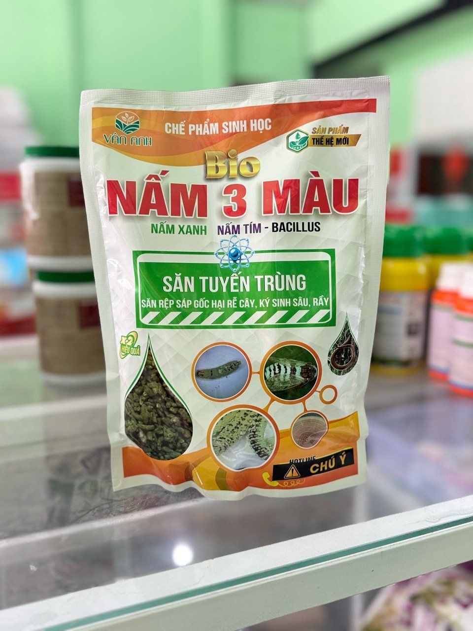  Nấm 3 màu (1 kg)chế phẩm sinh học đặc trị rệp sáp gốc,tuyến trùng,sùng đất 