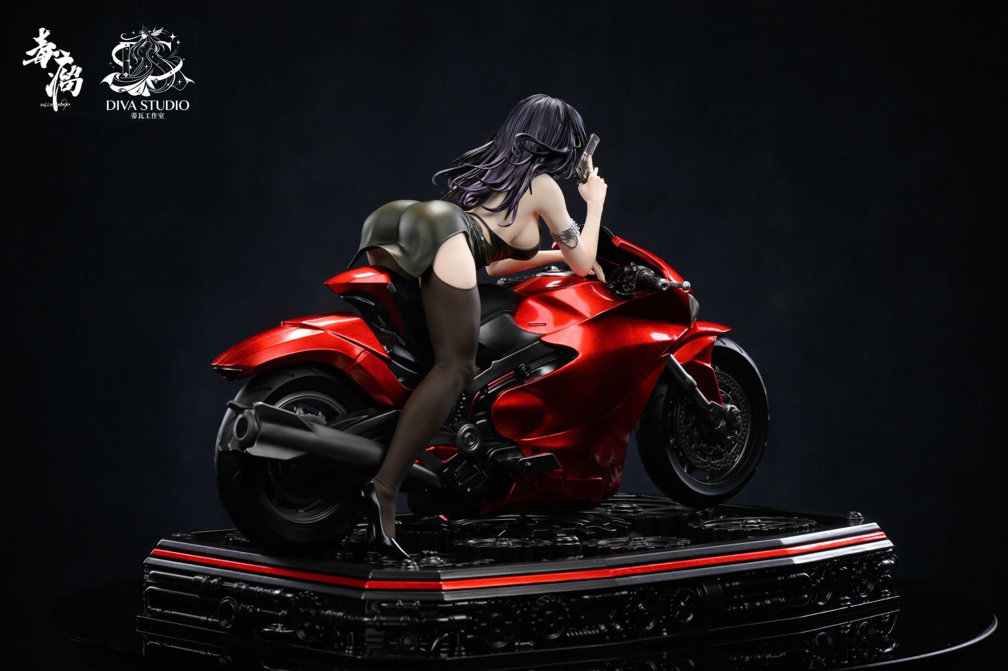  Spider Lily Motorcycle - Diva Studio 