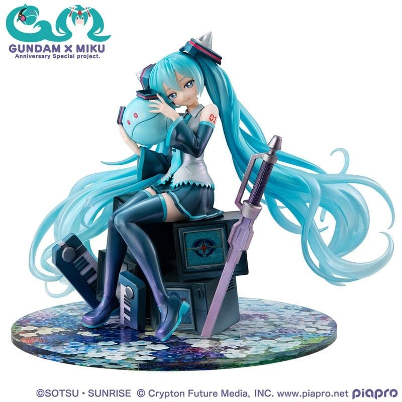  Hatsune Miku x 00 Gundam - Mobile Suit Gundam 45th Anniversary x Hatsune Miku - MegaHouse 