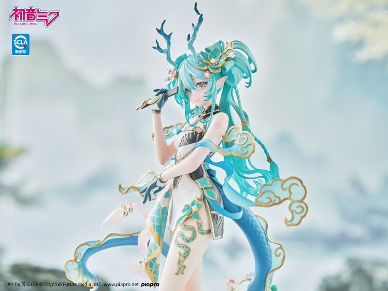  Hatsune Miku Azure Dragon Ver. - Kaiyodo 