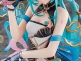  Hatsune Miku Azure Dragon Ver. - Kaiyodo 
