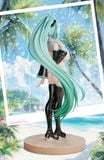  Hatsume Miku - Thistles and Thorns Studio 