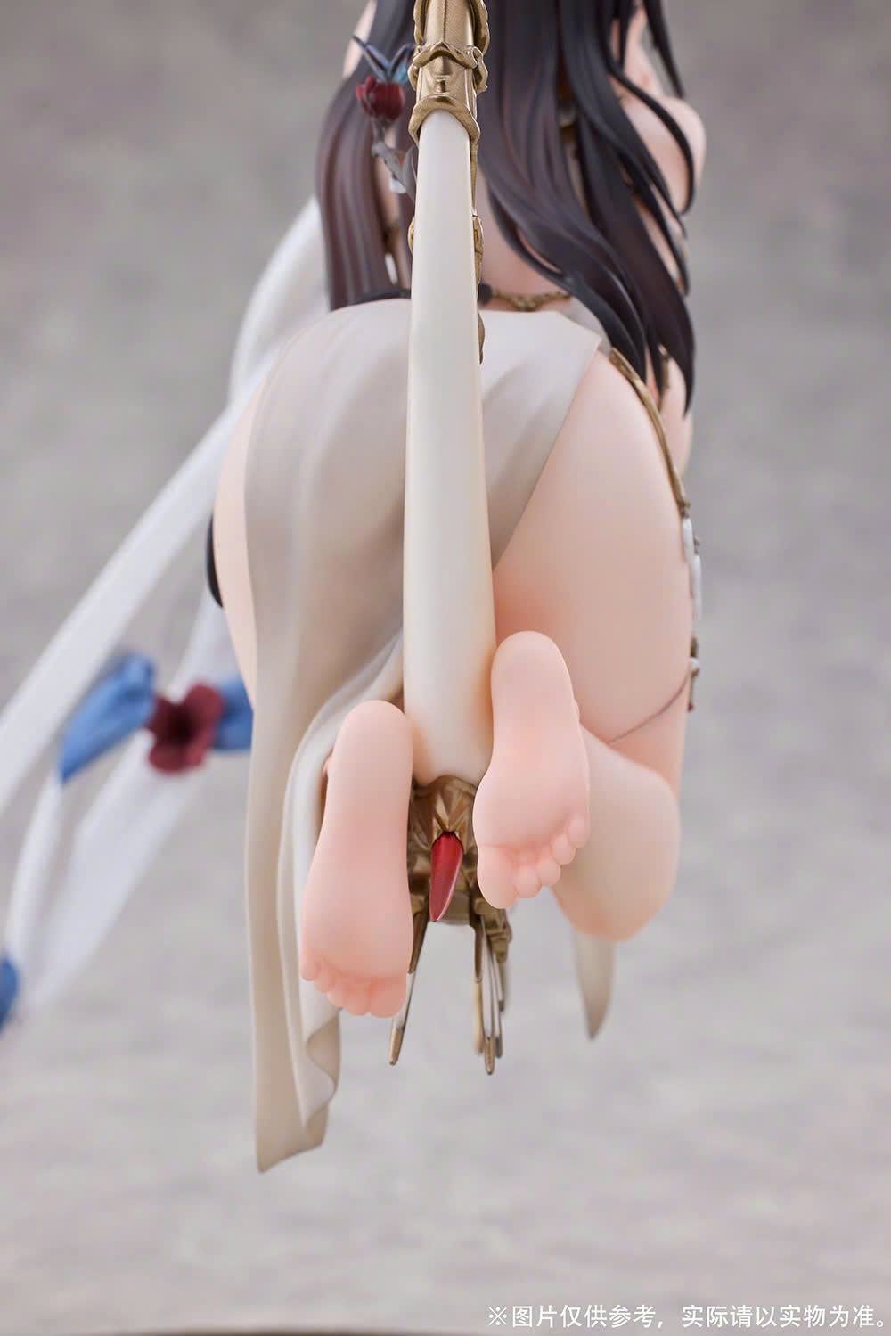  Goddess of the Moon Luna - Eclipse Feather 