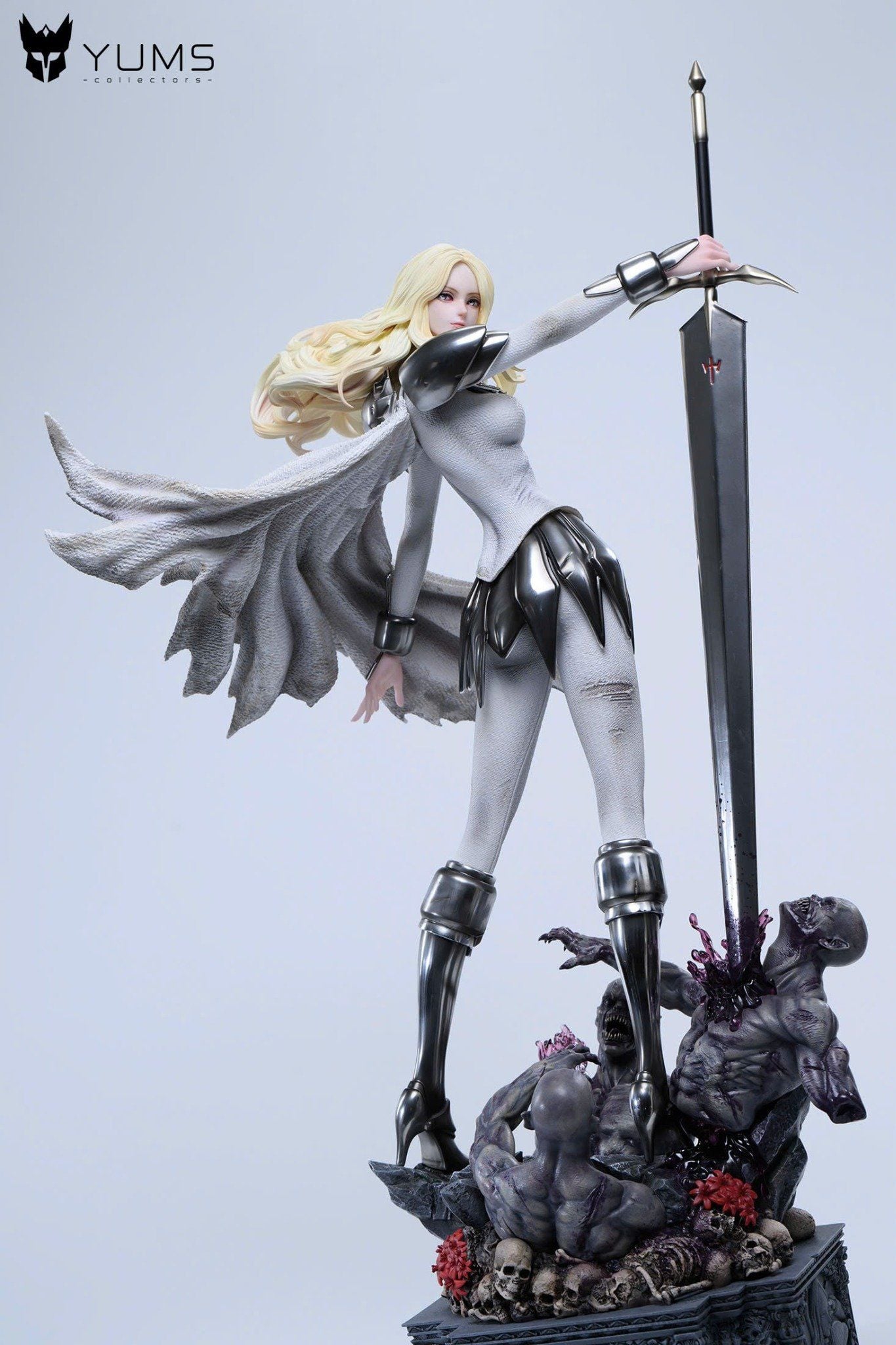  Teresa & Clare - Claymore - YUMS Collectors Studio 