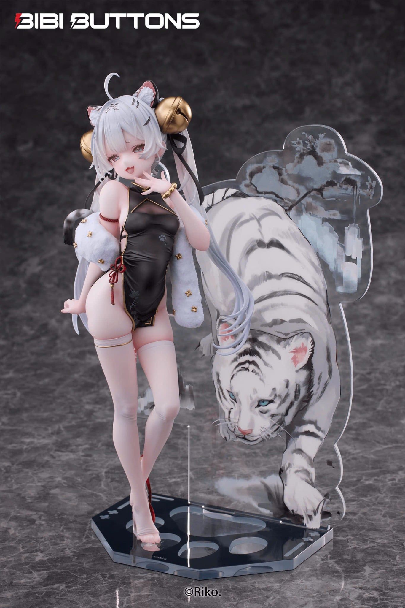  Tiger's Roar Stirs the Wind – White Tiger - Bibi Buttons 