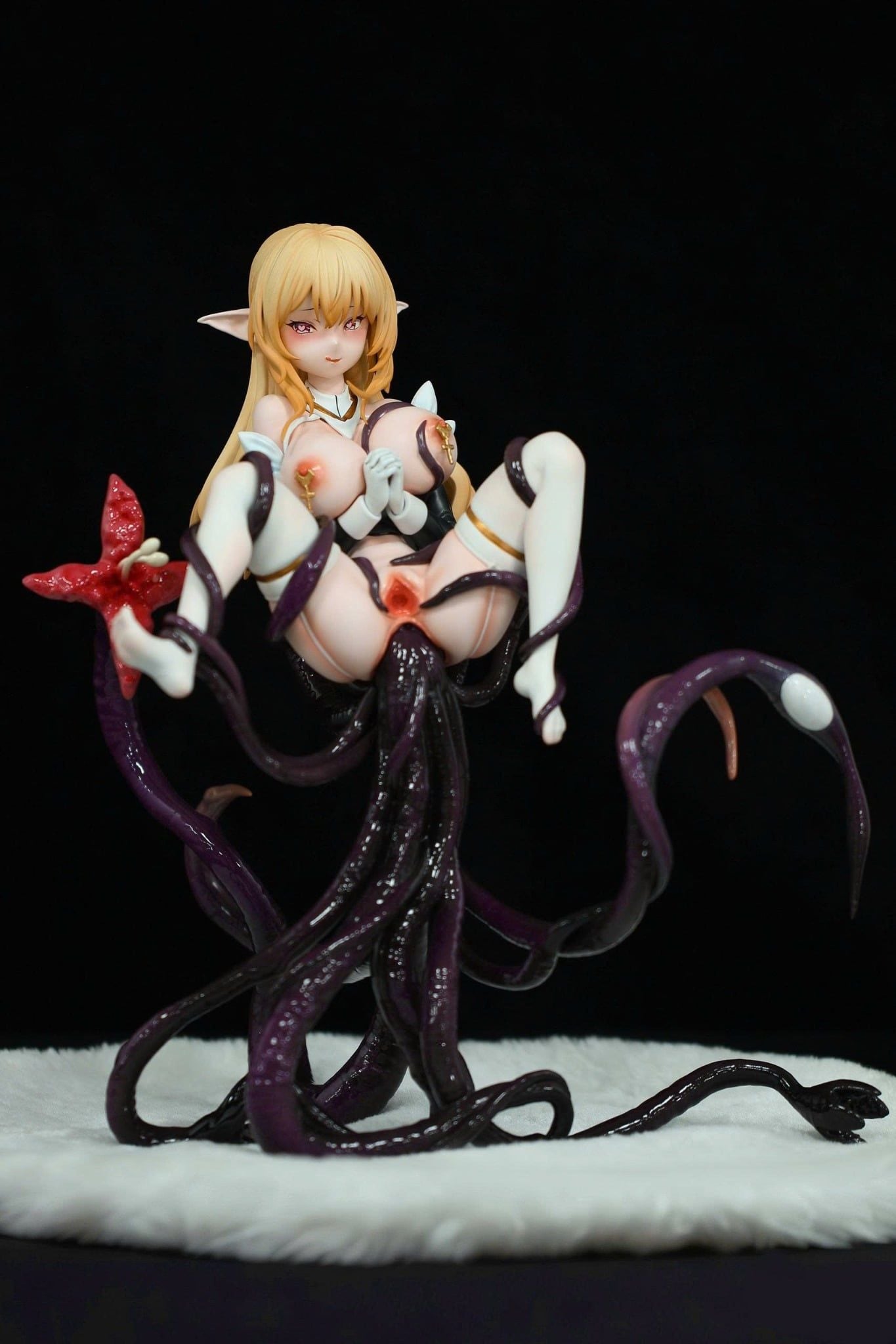  Nun Thigh Prayer R18 - Fish head Studio 