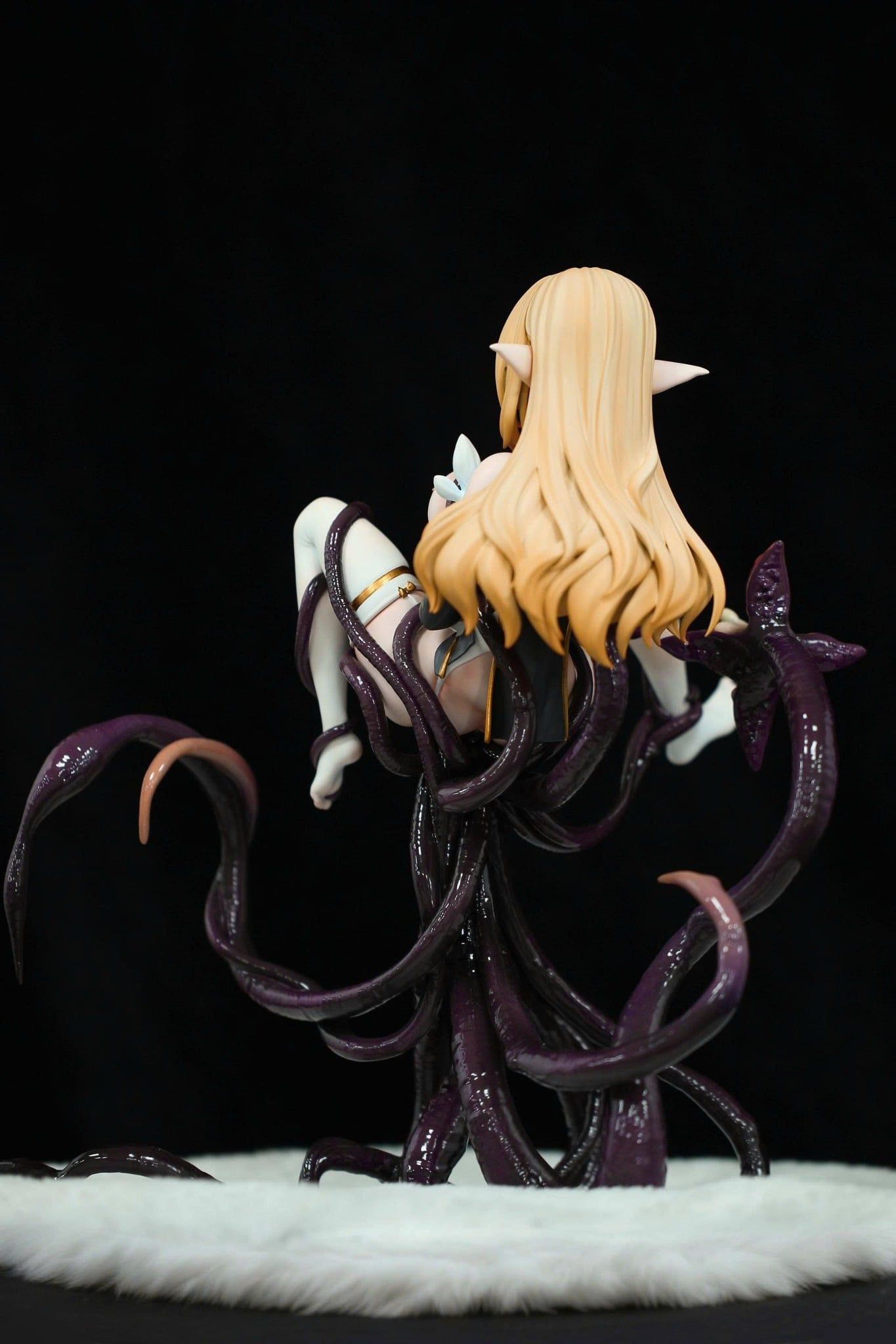  Nun Thigh Prayer R18 - Fish head Studio 