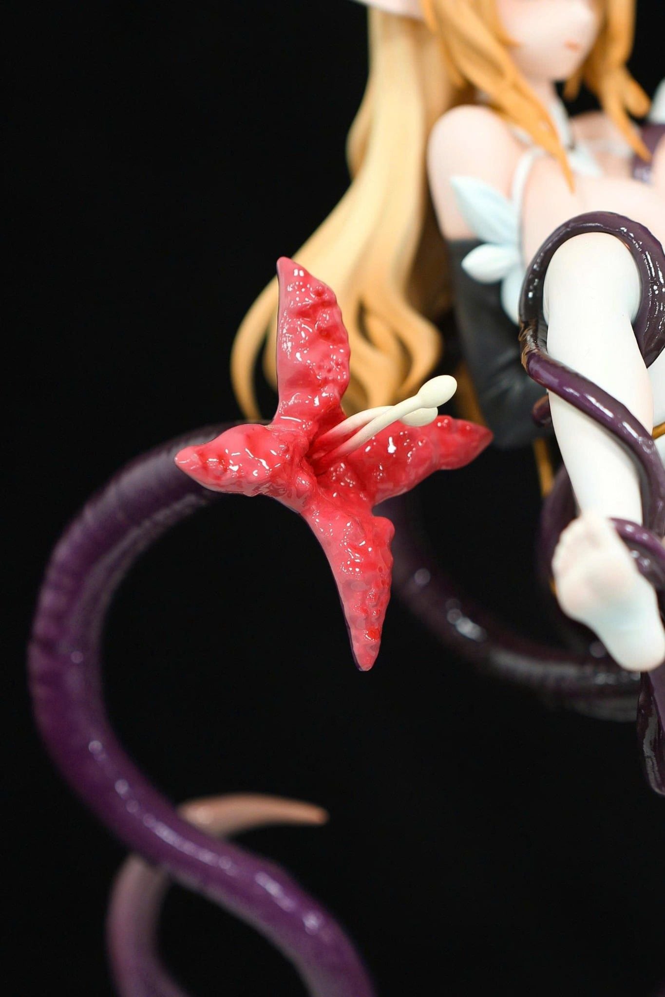  Nun Thigh Prayer R18 - Fish head Studio 