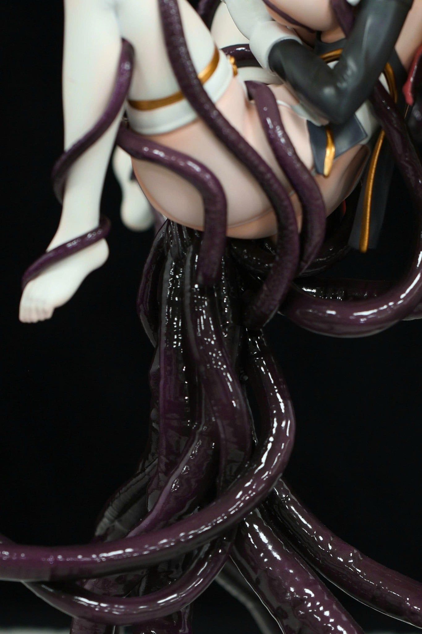  Nun Thigh Prayer R18 - Fish head Studio 