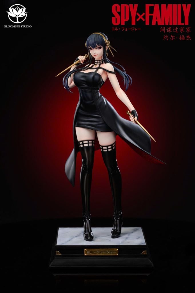  Yor Forger - Spy x Family - Blooming Studio 