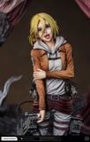  Annie & Female Titan - Attack on Titan - Hertz Studio 