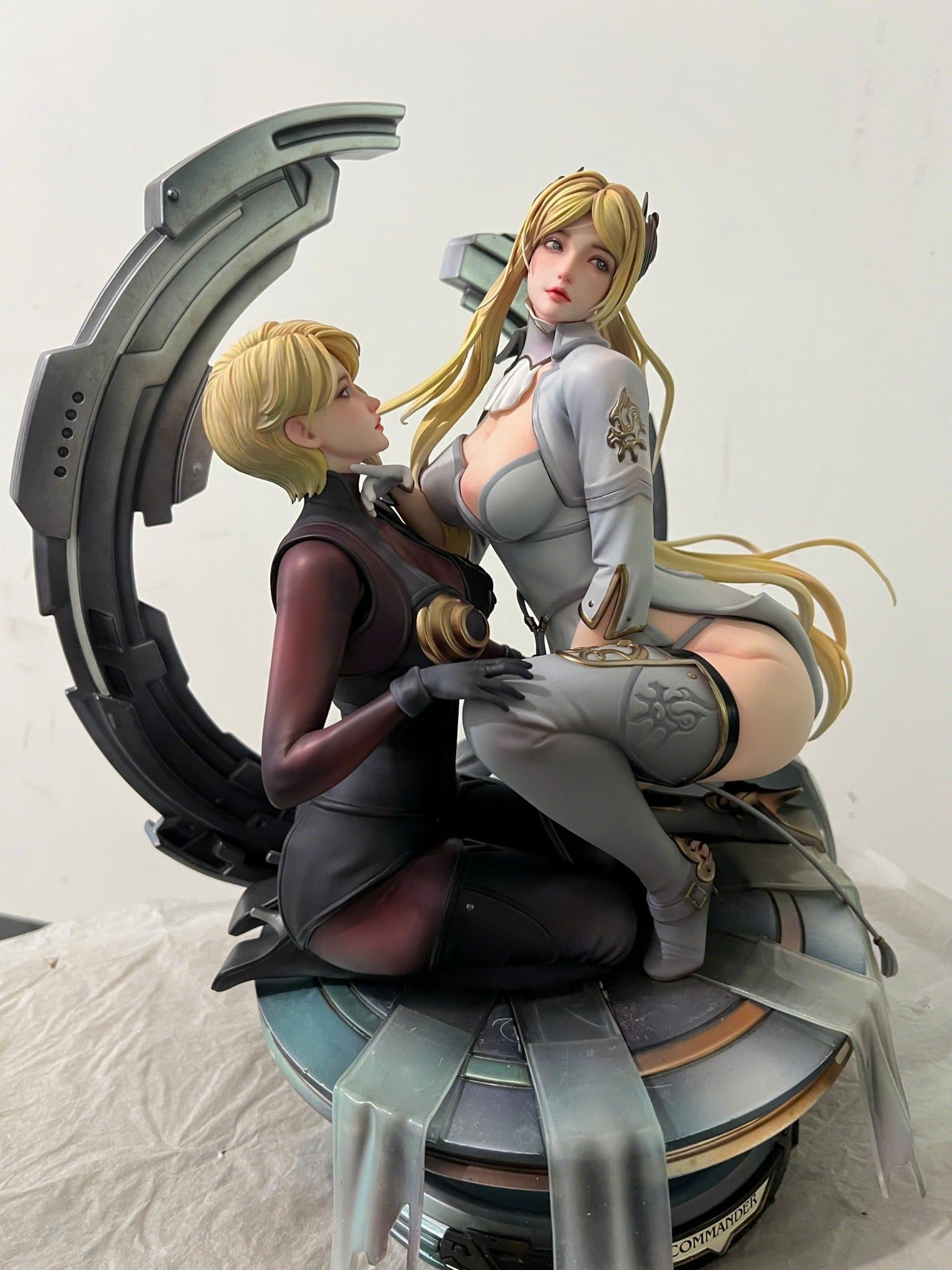  Commander & Operator - Nier Automata - Thunder Studio 