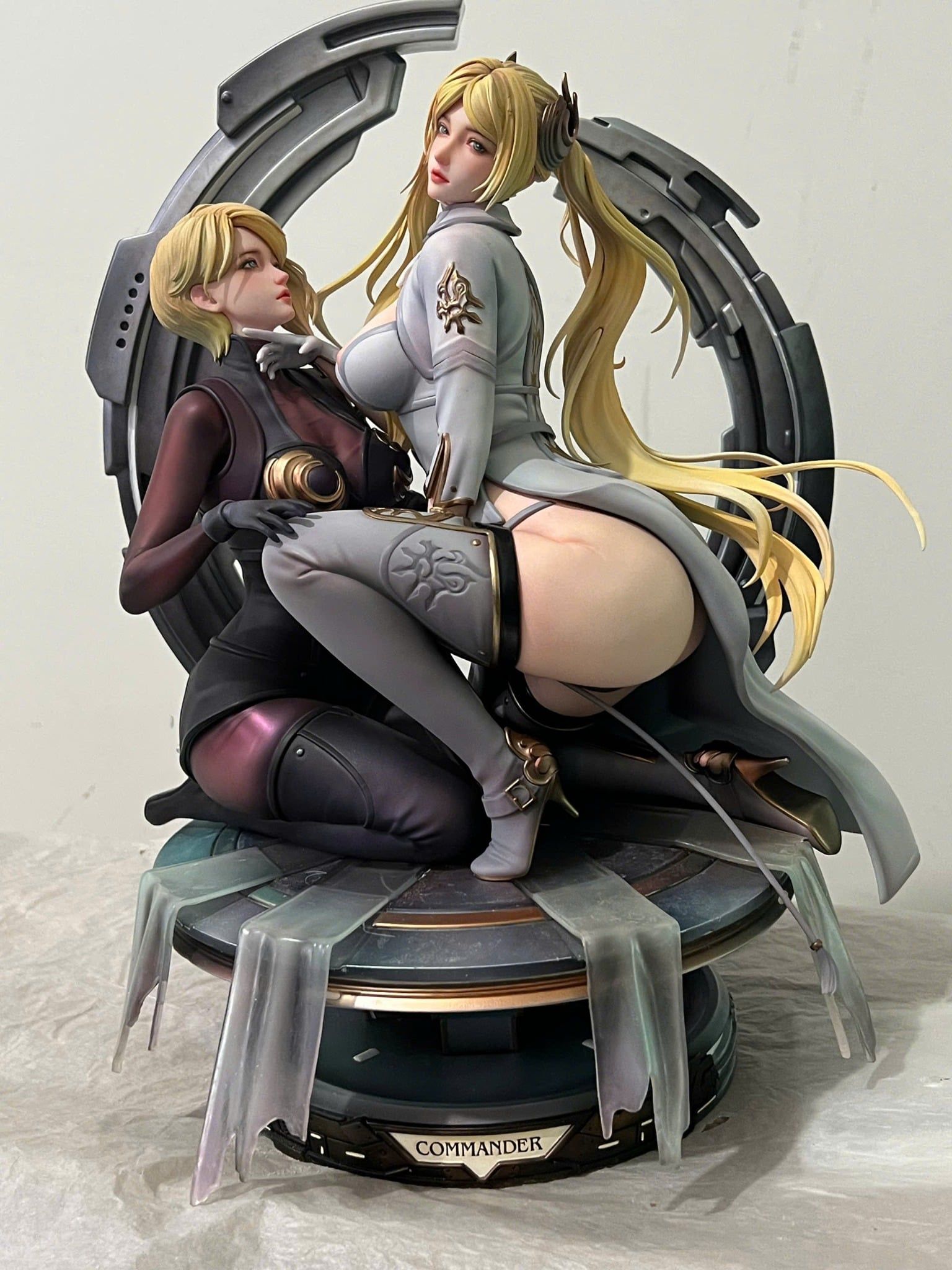  Commander & Operator - Nier Automata - Thunder Studio 