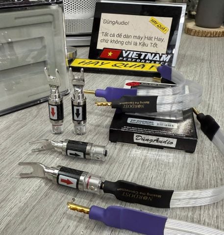  T6-24E​ Jack adaptor chuyển càng cua Hi-end Furutech ra lỗ cắm bắp chuối 