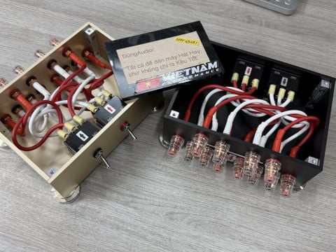 T8-06D​ (Hi-end) Hộp chuyển loa - chuyển âm ly audiophile - Thiết kế ngoại hạng 