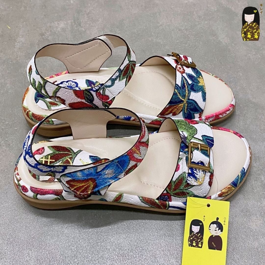  Sandal đế xuồng nữ Kirei Biteki CP10 màu Trắng - Công sở êm chân 