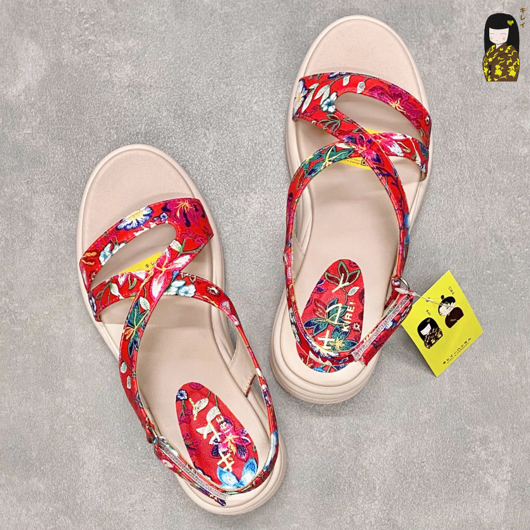 Kirei Biteki - Office Wedge Sandal HH06 Red 