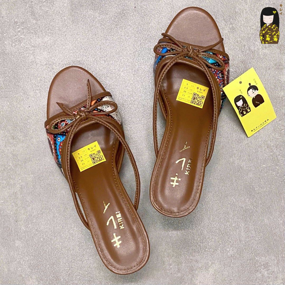  Kirei Biteki - Office Kitten Heel HH13 Amber 