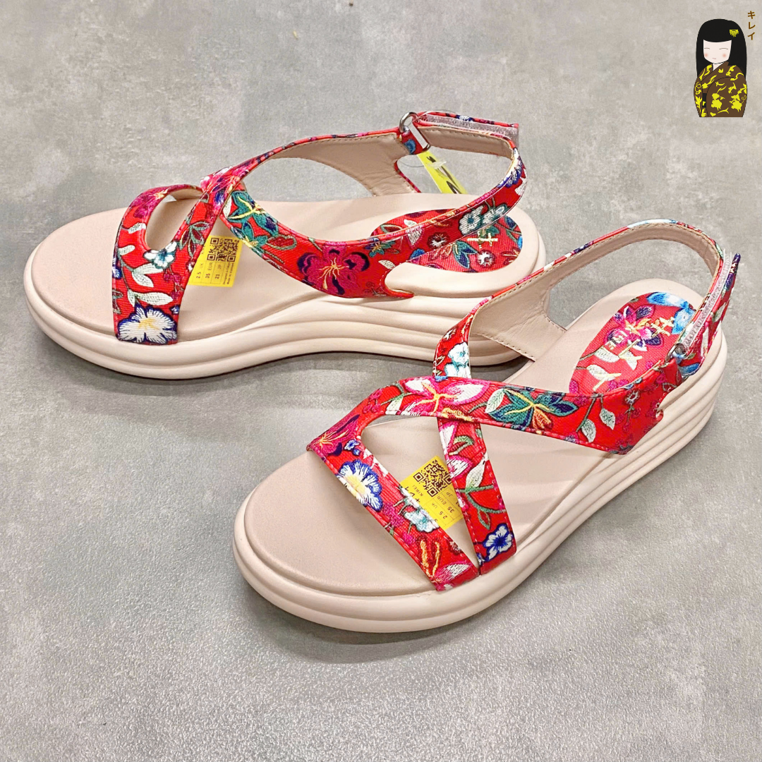  Kirei Biteki - Office Wedge Sandal HH06 Red 