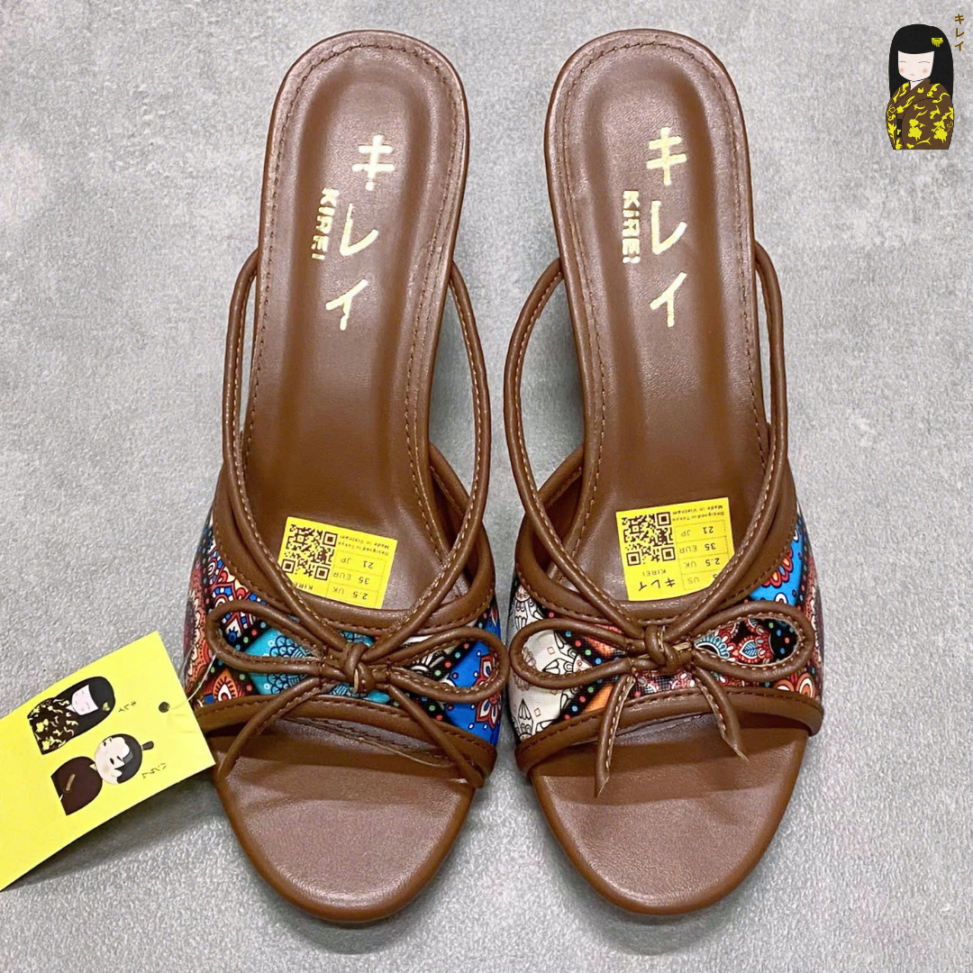  Kirei Biteki - Office Kitten Heel HH13 Amber 